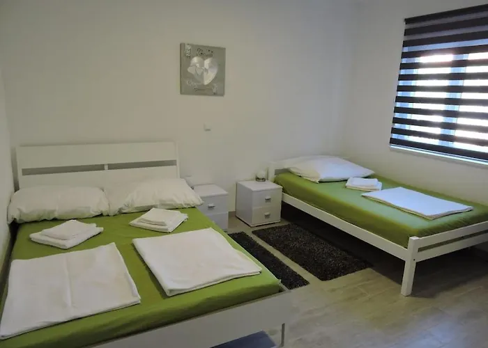 In With Swimming Pool *